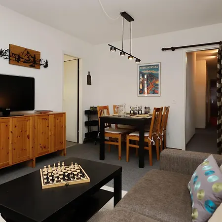 Violettes A303 By Interhome *