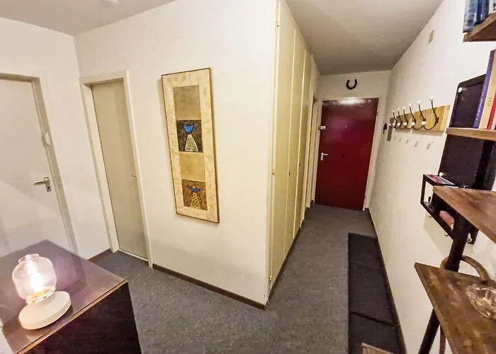 Violettes A303 By Interhome * 克莱恩 蒙塔纳