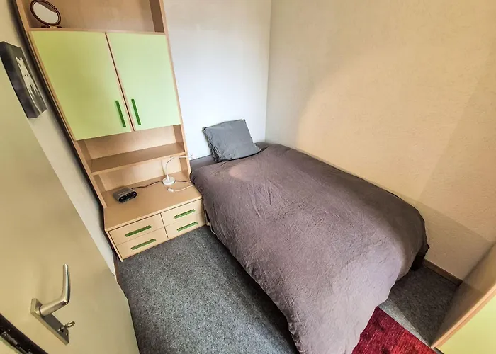 Violettes A303 By Interhome *