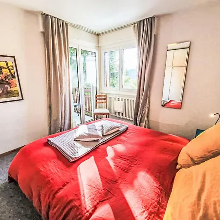 Violettes A303 By Interhome *